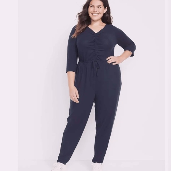 Lane Bryant Ruched V-neck Hacci Jumpsuit in Night Sky Size 14/16 P - Picture 1 of 7